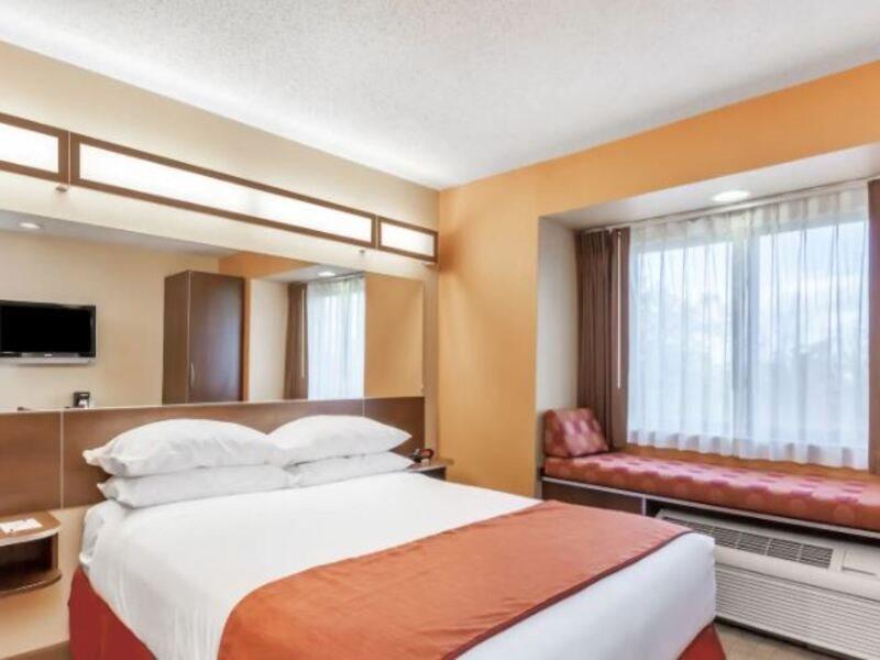 Microtel Inn & Suites By Wyndham Verona Luaran gambar