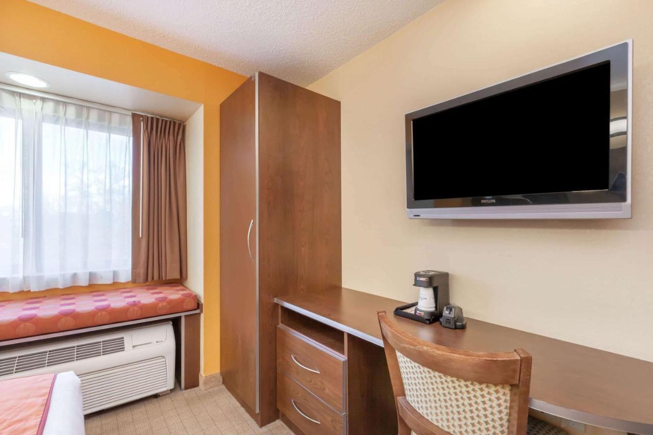 Microtel Inn & Suites By Wyndham Verona Luaran gambar