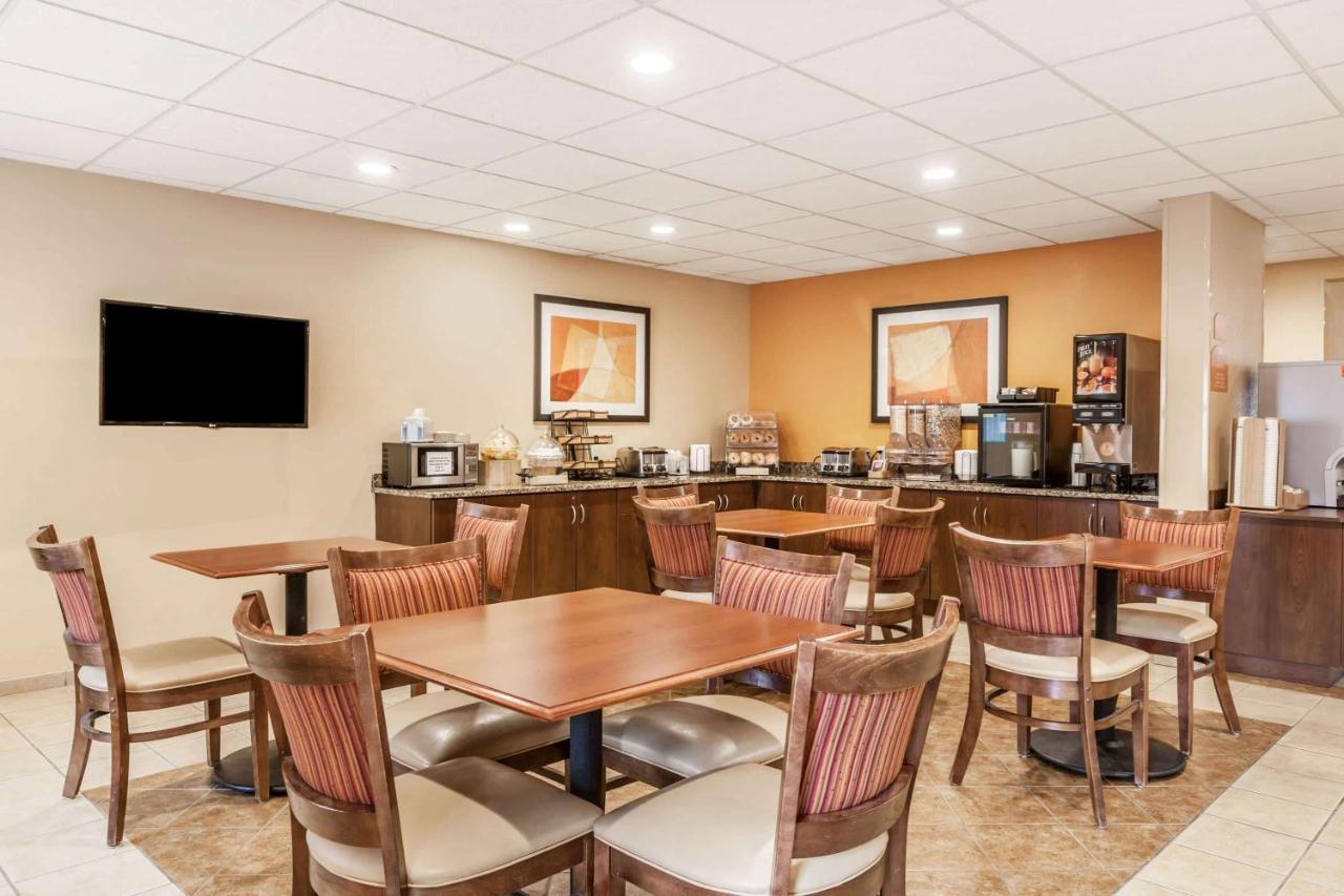 Microtel Inn & Suites By Wyndham Verona Luaran gambar